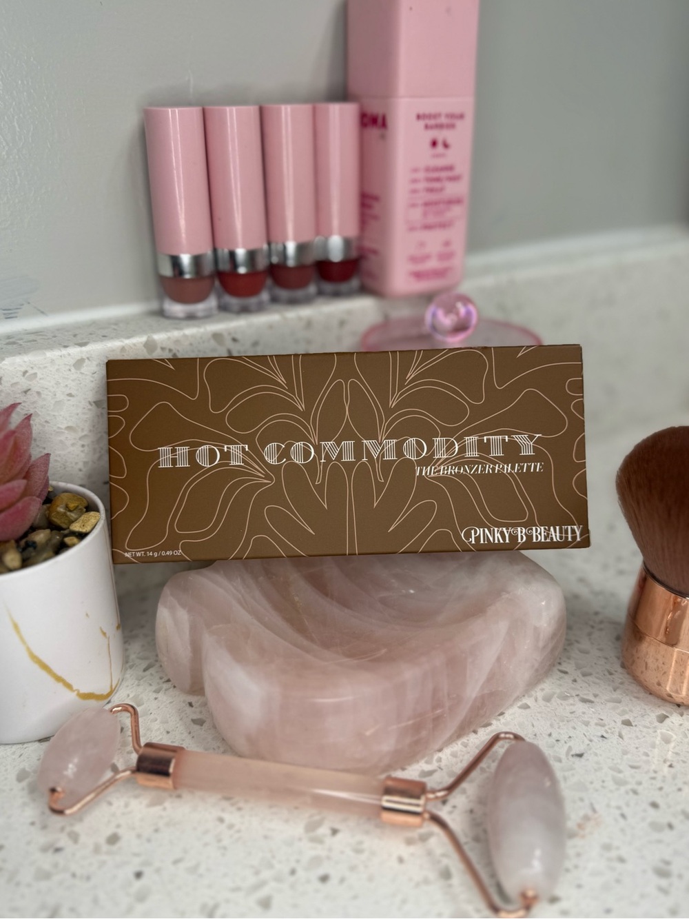 Hot Commodity Bronzer Palette By Pinky B Beauty